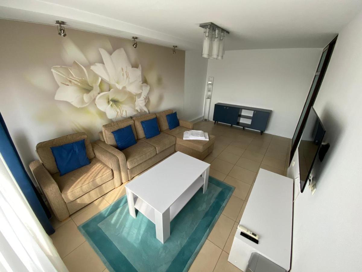 Magic Blue Sea Apartment Constanta Exterior photo